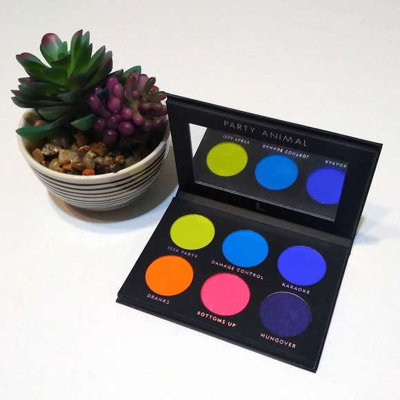 Laura Lee Party Animal Eyeshadow Palette New - Picture 2 of 8